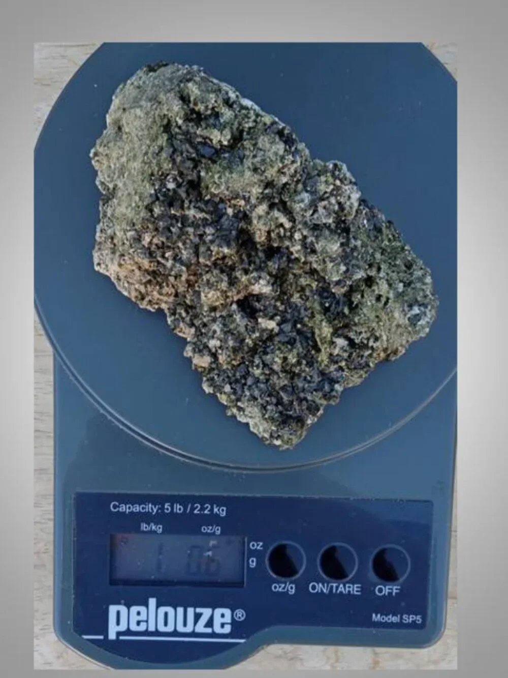 Epidote crystal mineral rock chunk 01